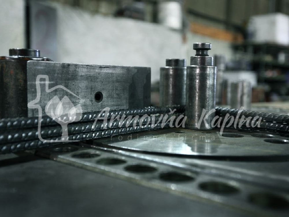 Armovňa Cífer - Strihanie a ohýbanie betonárskej ocele podľa požiadaviek zákazníka